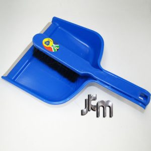 DUST PAN AND BRUSH SET